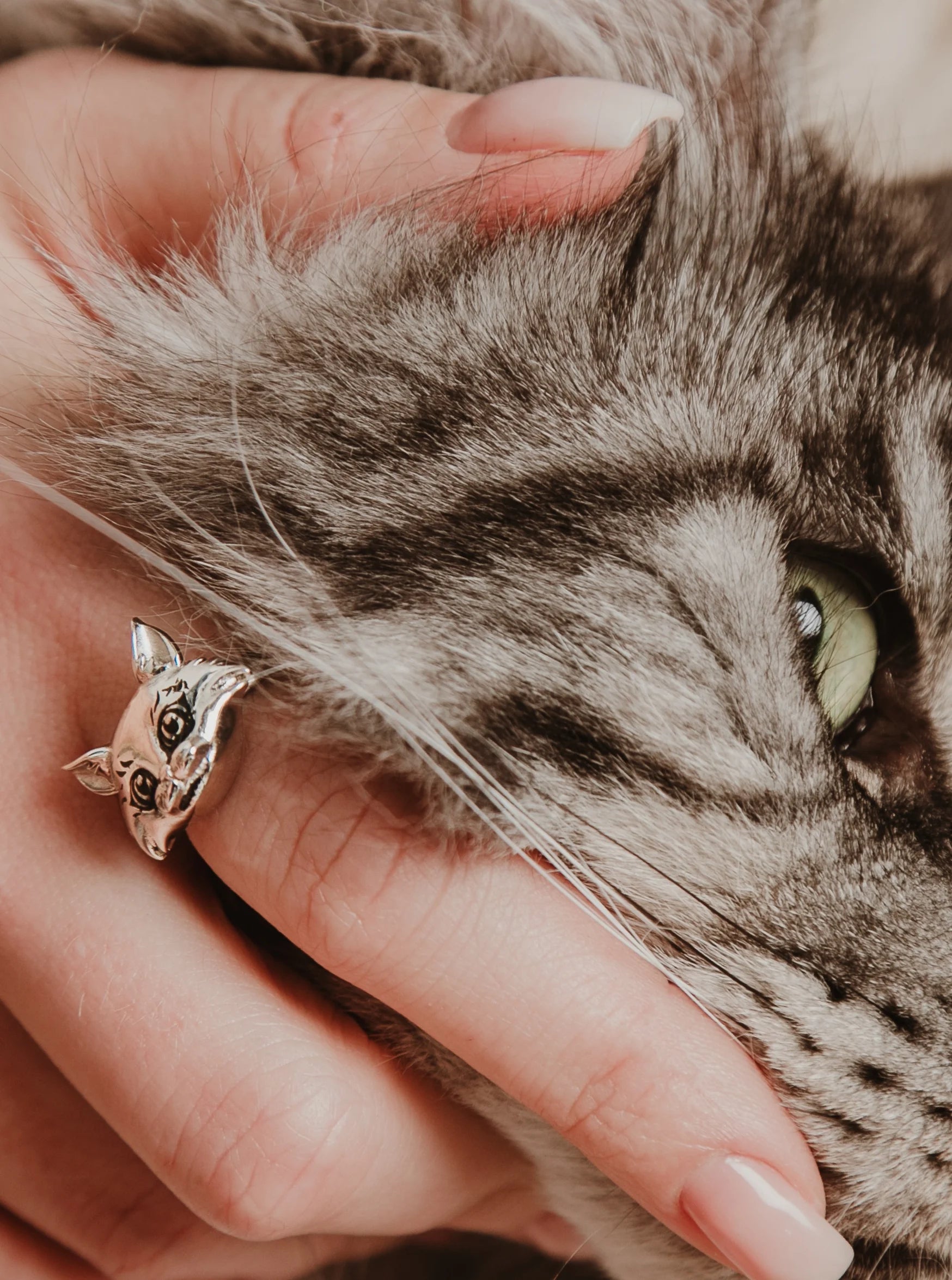 Anello “Gatto di Alice”