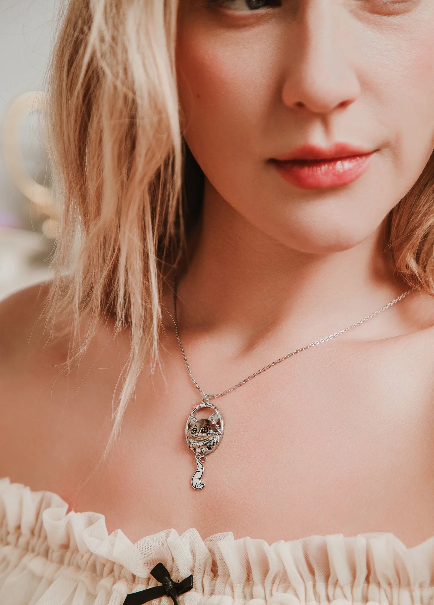 Collana Gatto di Alice “Siamo tutti matti!”