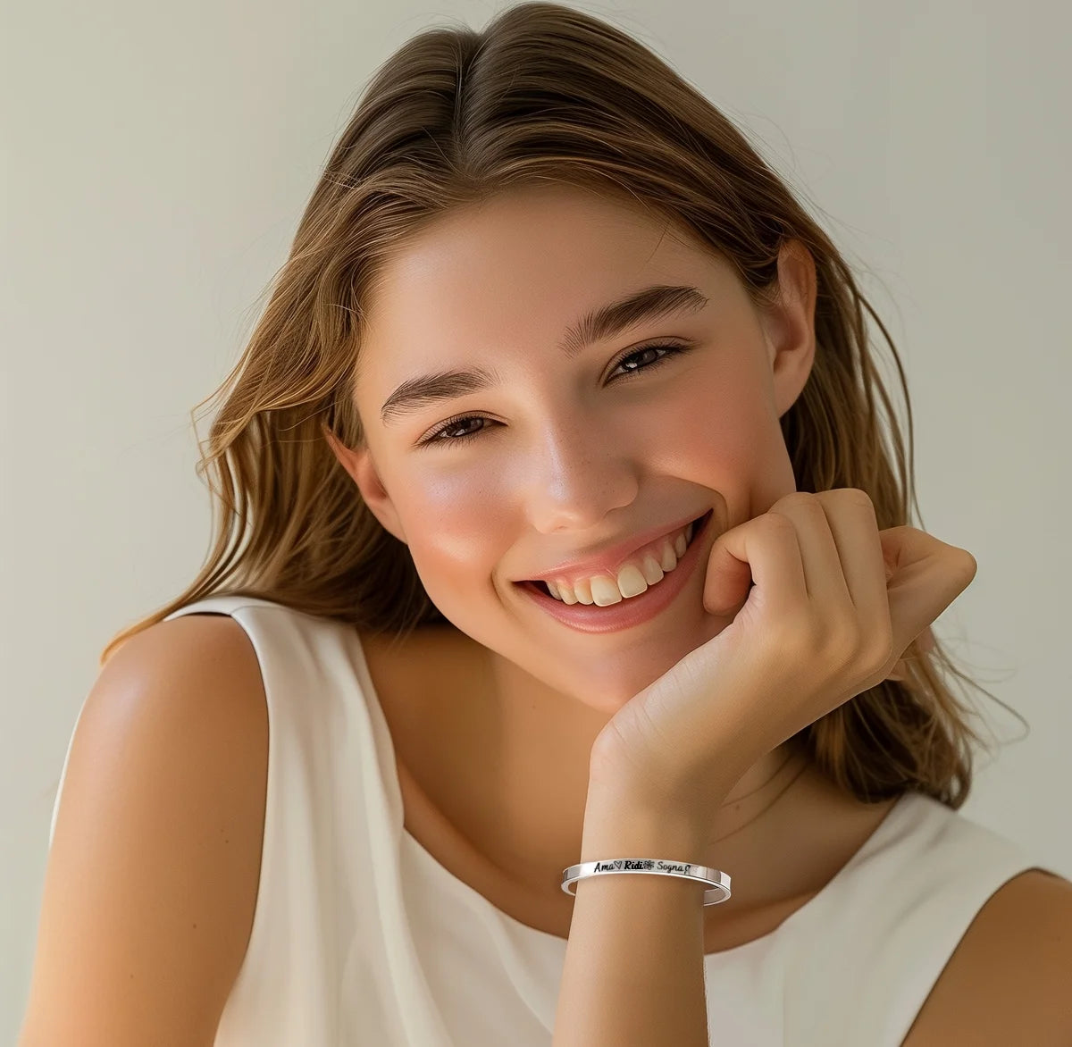 Bracciale rigido “Ama Ridi Sogna”