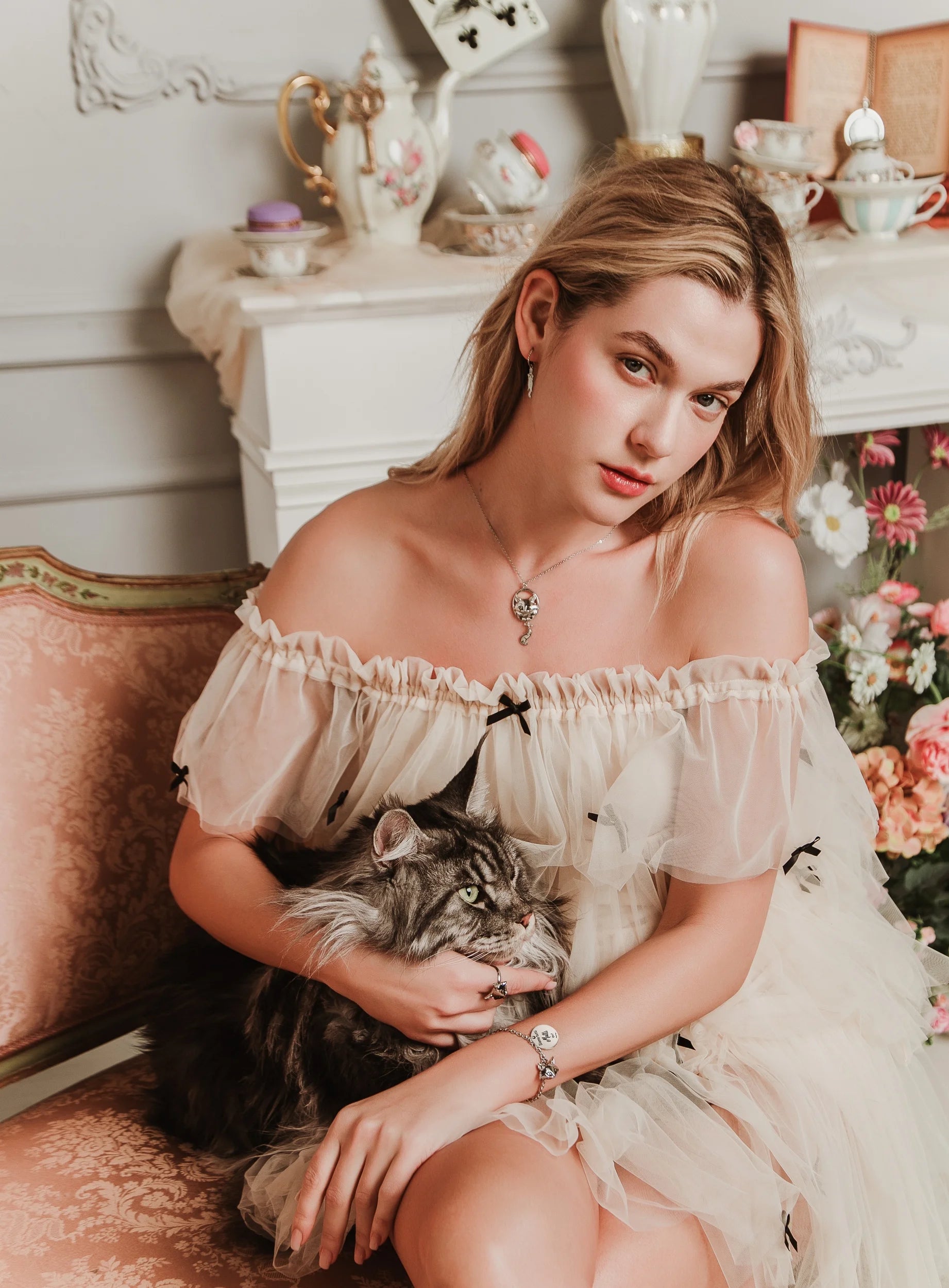 Collana Gatto di Alice “Siamo tutti matti!”